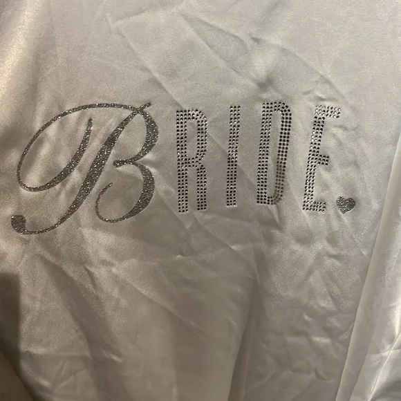 Bride Robe - Picture 2 of 3